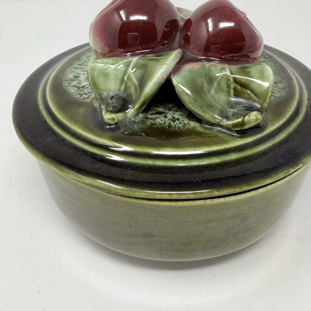 Vintage Wade Of California Pottery Green Drip Glaze‎ Apple Covered Lid Dish #202